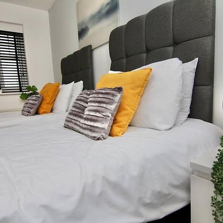 Daimler House - Cosy Home Near Coventry City Centre Esterno foto