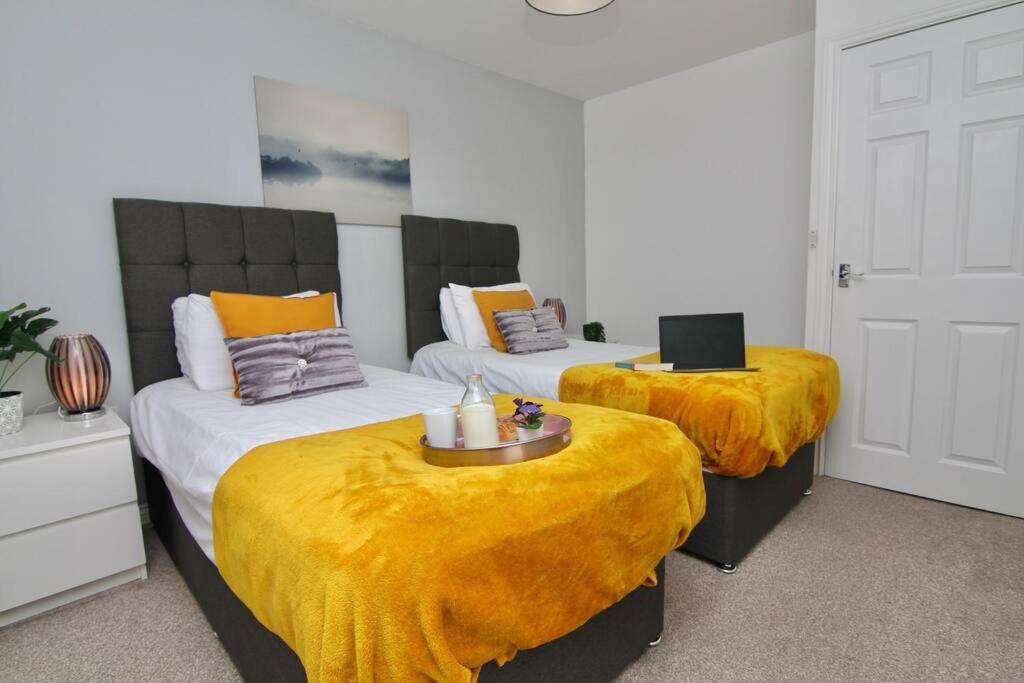 Daimler House - Cosy Home Near Coventry City Centre Esterno foto